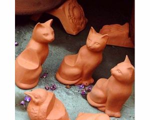 Terracotta - Plant Pot Feet - Cat - (set of 3)